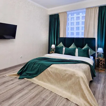 Legenda: Stylish Apartment at Abay-Manas Intersection Almaty Exterior photo